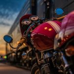 Vybavení na motorku, s nímž budete v bezpečí i pohodlí